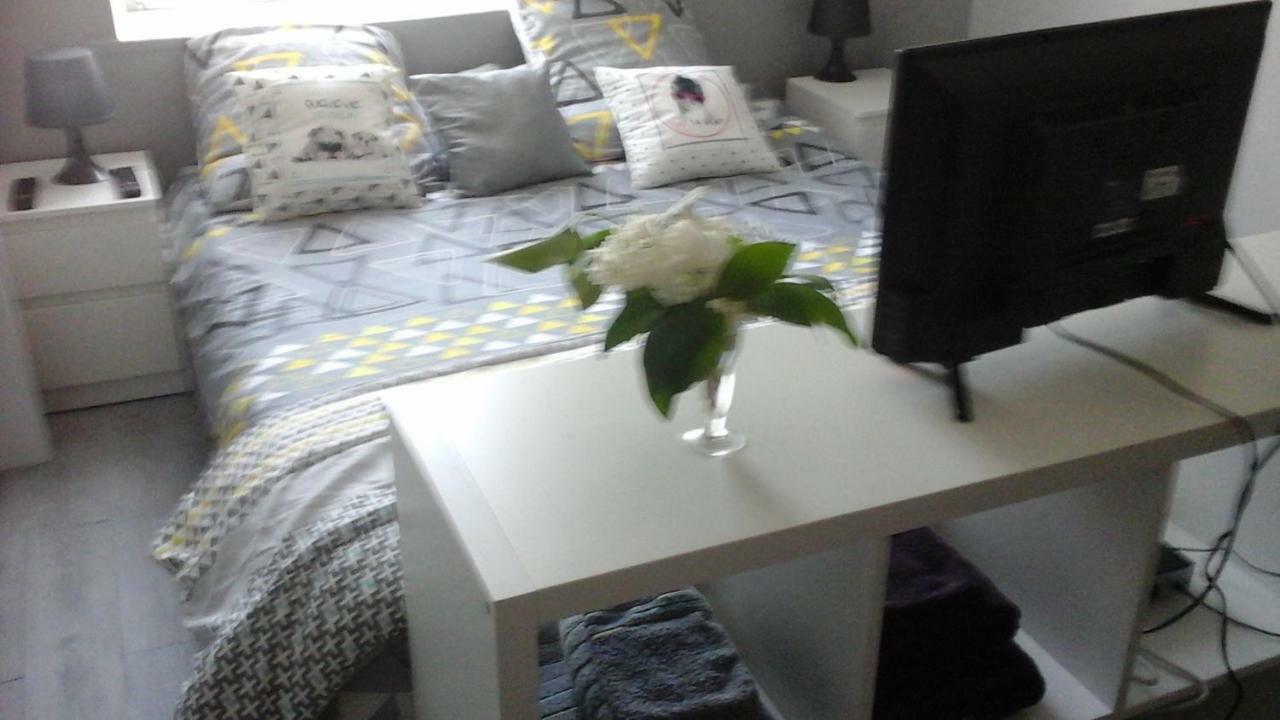 Chambre D'Hotes Campagne Saint-Julien-les-Gorze ภายนอก รูปภาพ